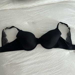 Lively The T-Shirt Bra in black